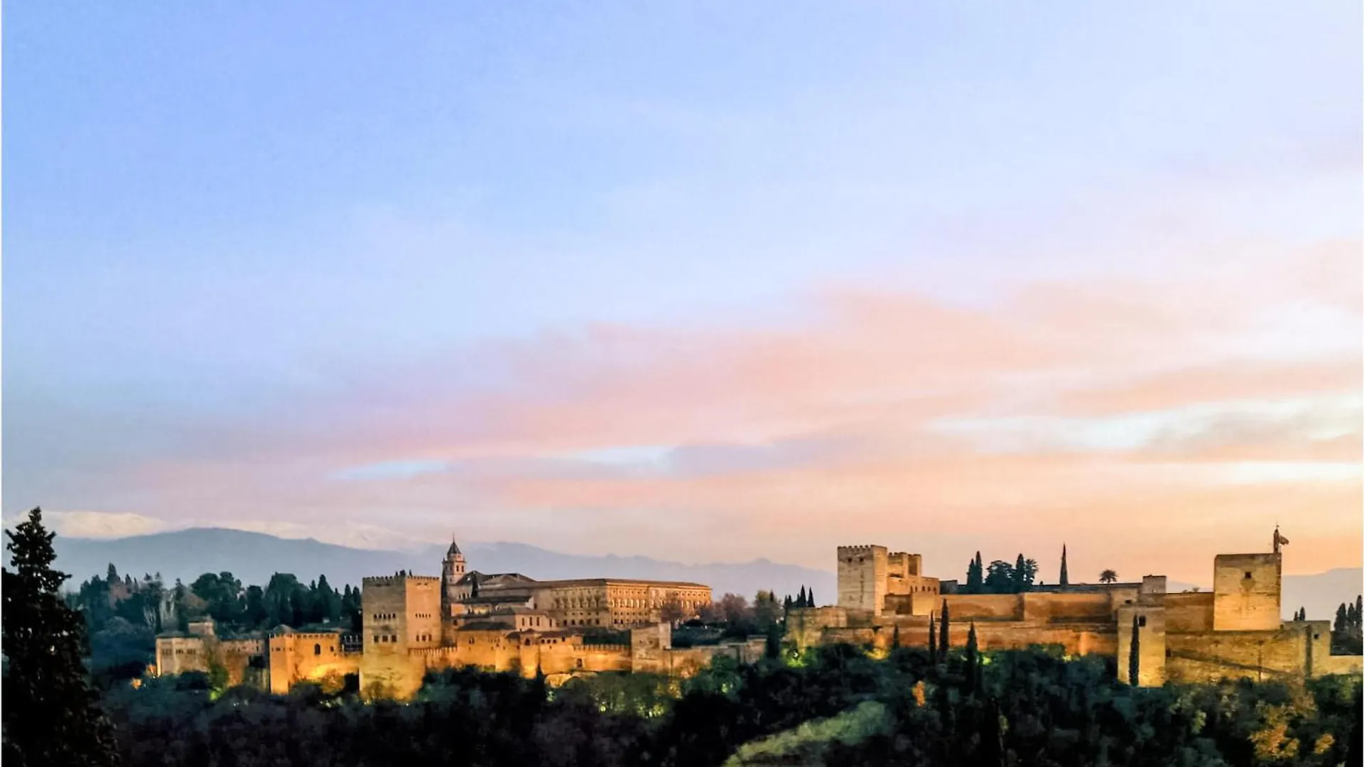 Beautiful Apartment In Granada With Kitchen España